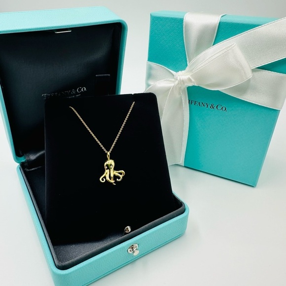 RARE Tiffany & Co. 18K Yellow Gold Diamond Octopus Charm Necklace 18” Packaging - Picture 13 of 13